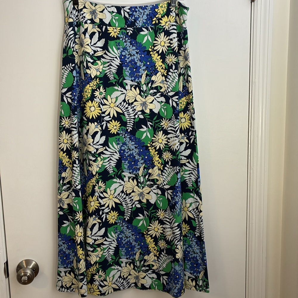 Talbots Navy knit maxi skirt beautiful floral size M - Picture 5 of 5